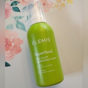 ELEMIS Superfood Cica Calm Cleansing Foam Calming Miscellar Cleanser